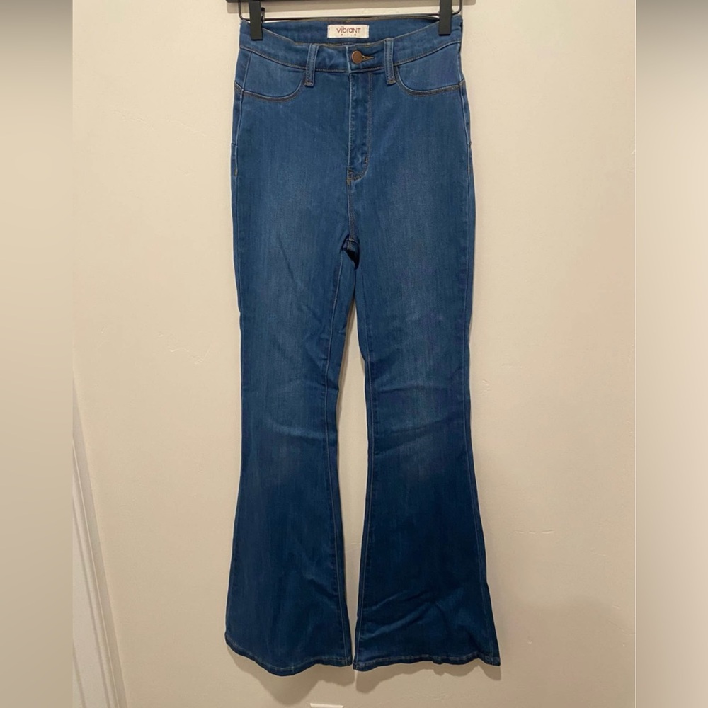 NWOT vibrant MIU flare pant